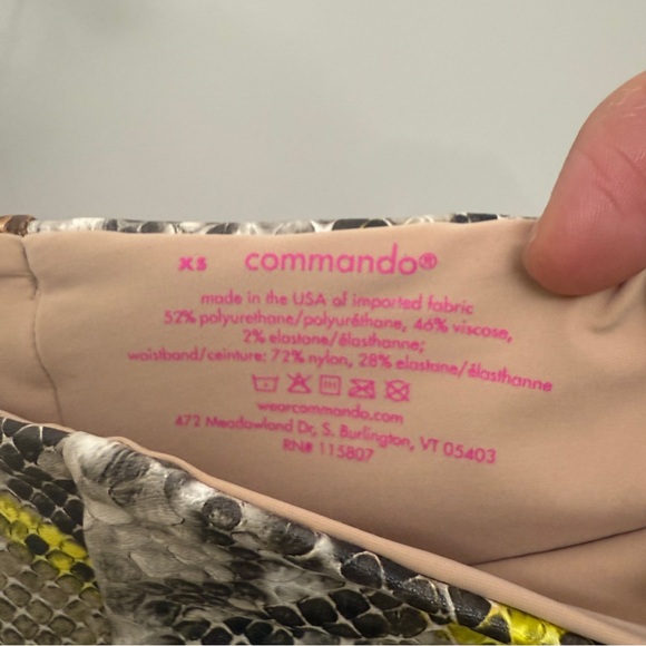 Commando Snake Print Leggings - Black and Gray size XS - Picture 5 of 5